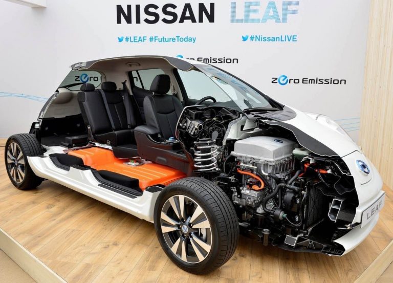 Замена аккумулятора nissan leaf